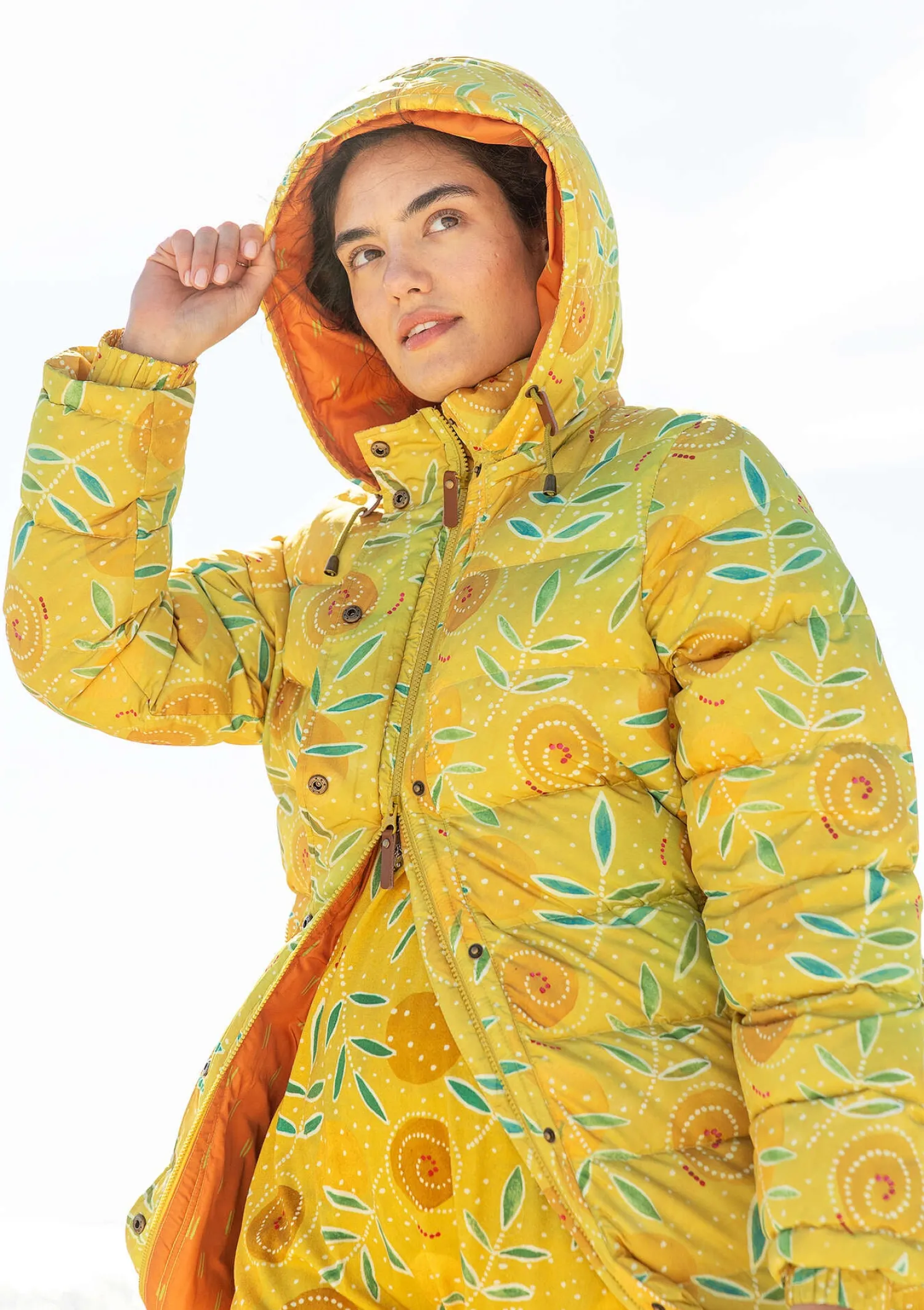 Discount Gudrun Sjödén Daunenmantel „Bhumika“ aus Recycling-Polyester/Daunen indigofera