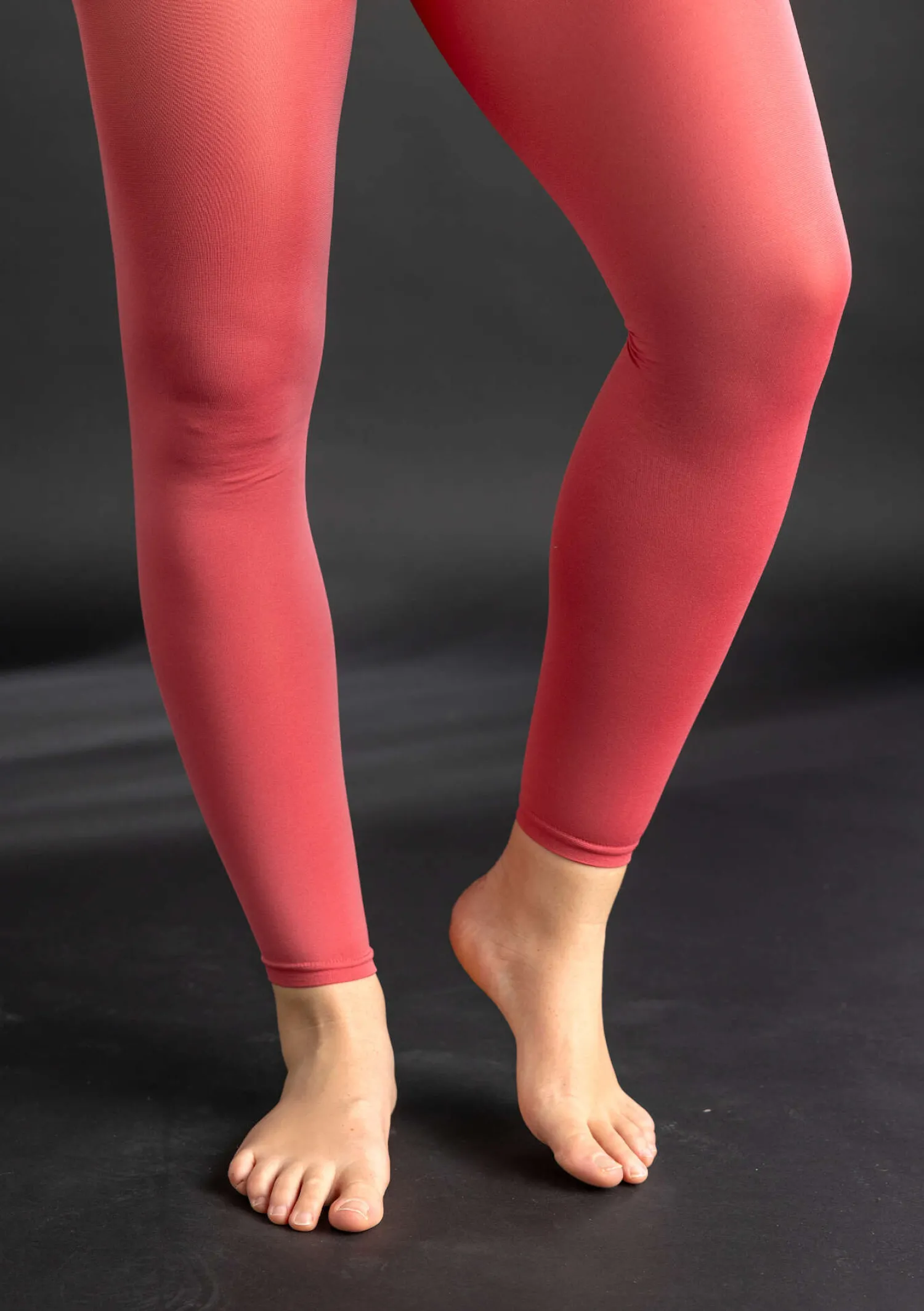 Shop Gudrun Sjödén Einfarbige Leggings aus Recycling-Polyamid veilchen
