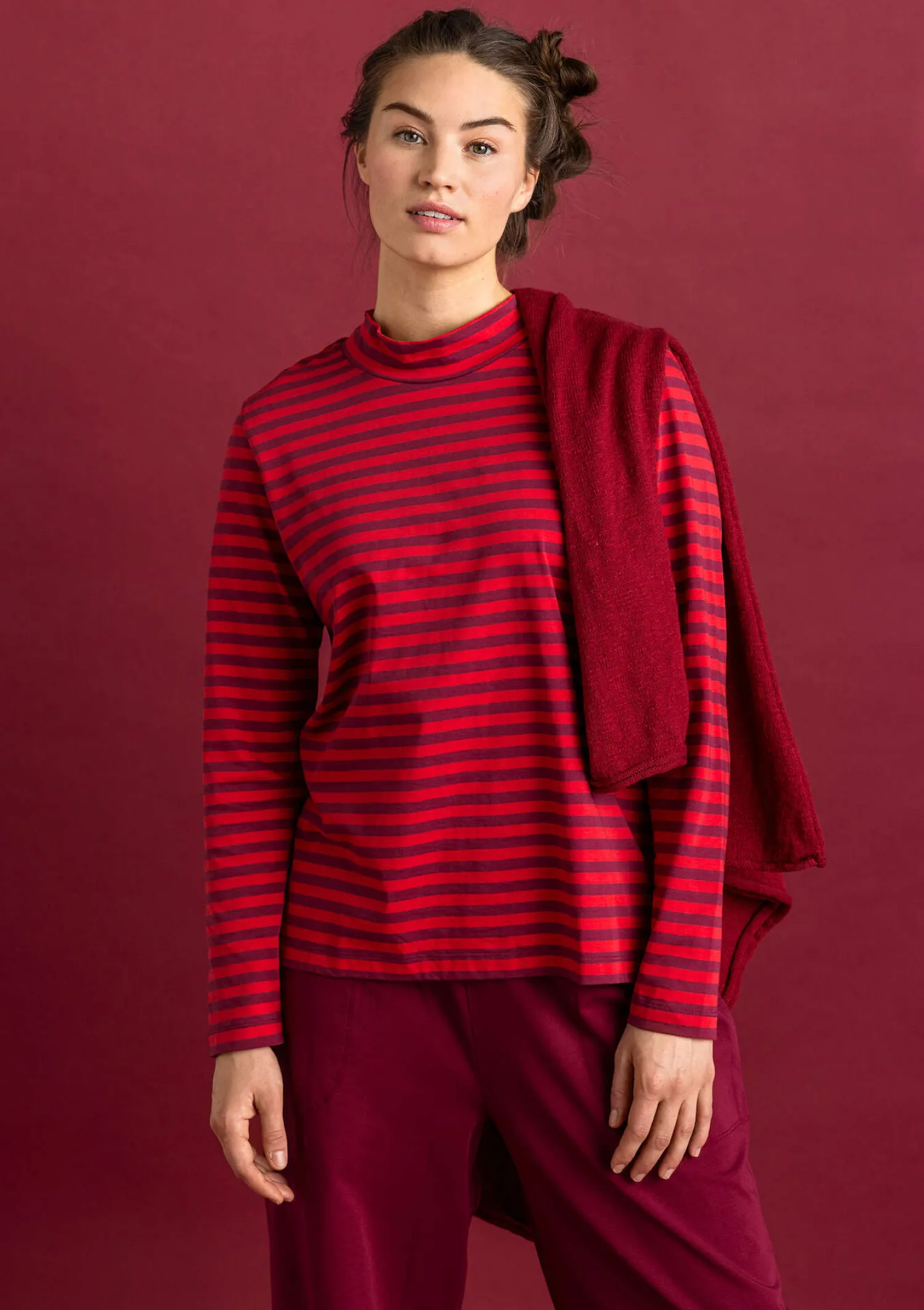 Best Gudrun Sjödén Gestreiftes Stehkragenshirt aus Bio-Baumwolle schwarz-röstkaffee