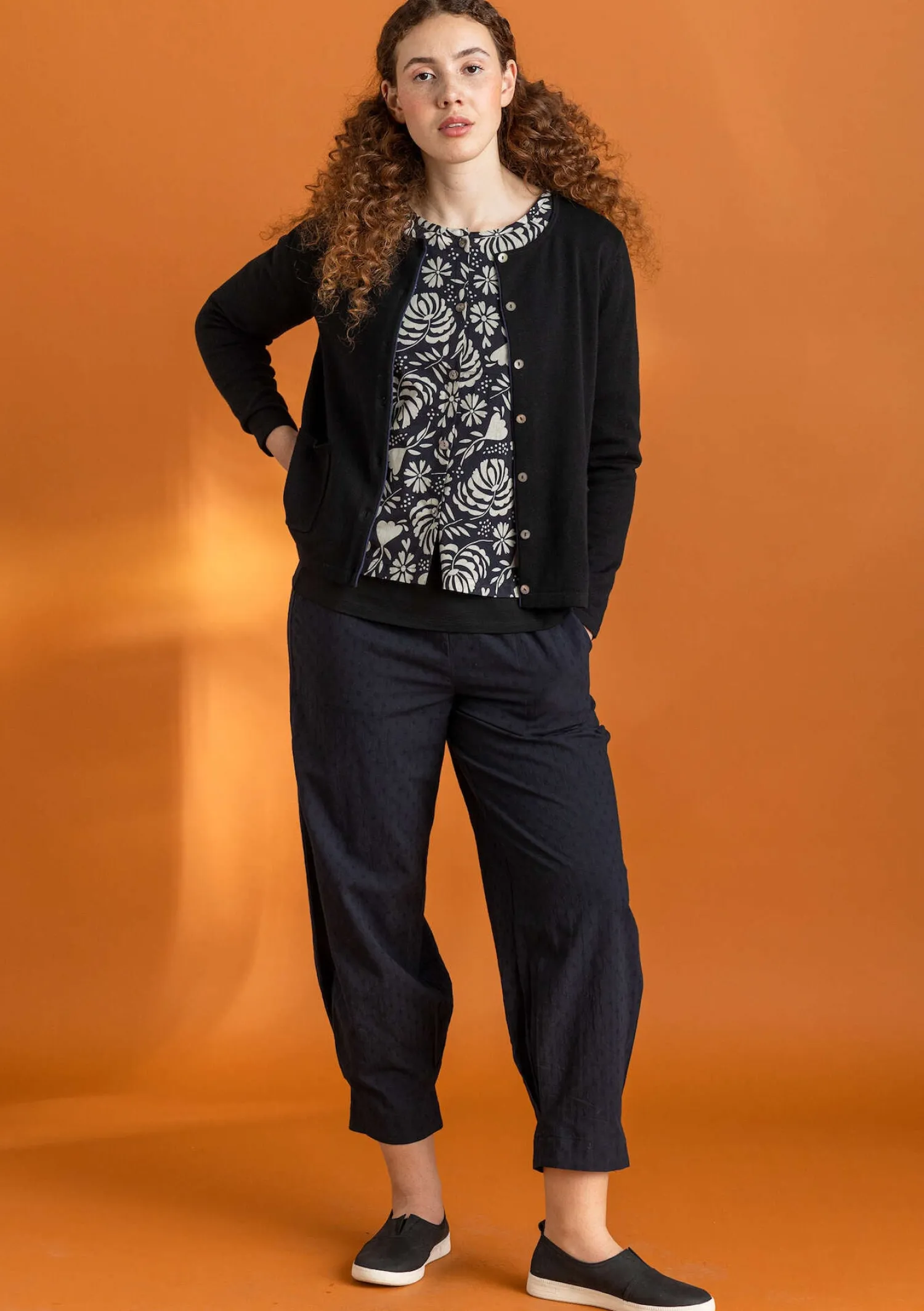 Sale Gudrun Sjödén Hose aus Bio-Baumwolldobby henna