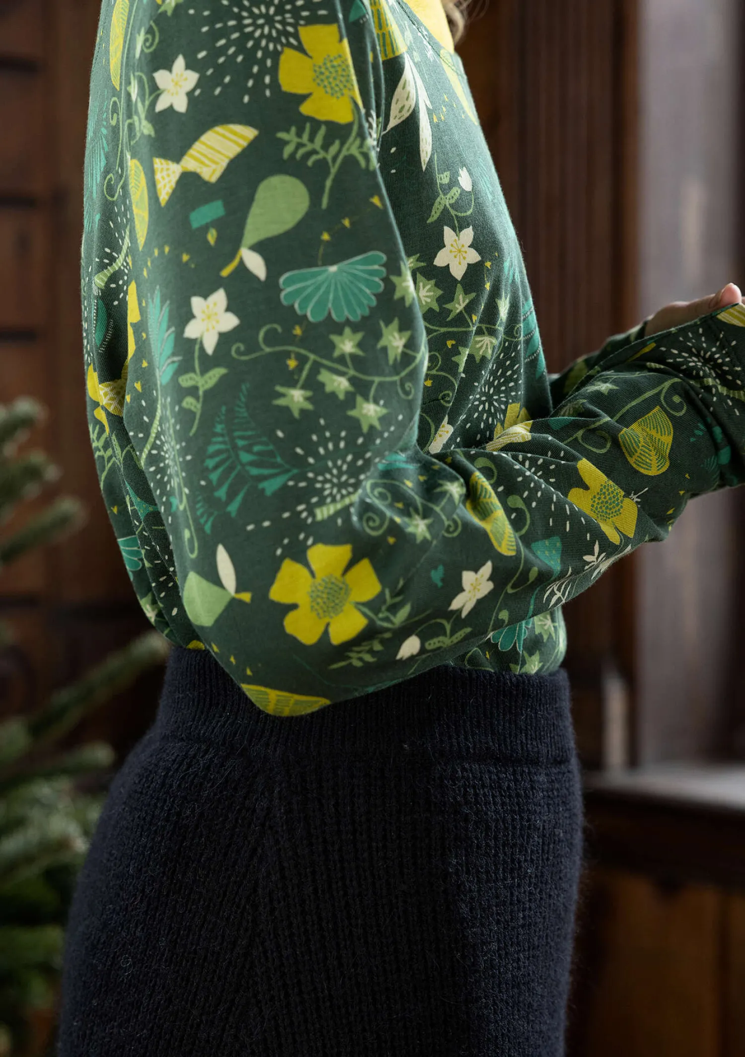 Hot Gudrun Sjödén Jerseyshirt „Fyrverkeri“ aus Bio-Baumwolle/Modal löwengelb