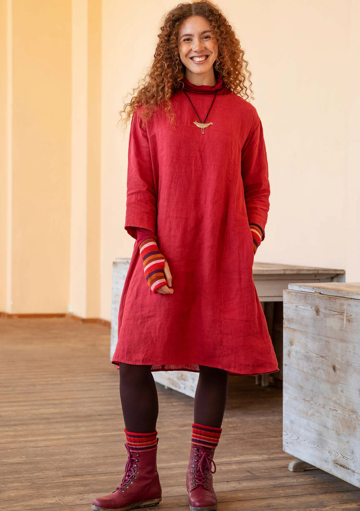 Store Gudrun Sjödén Kleid aus Leinengewebe grafit