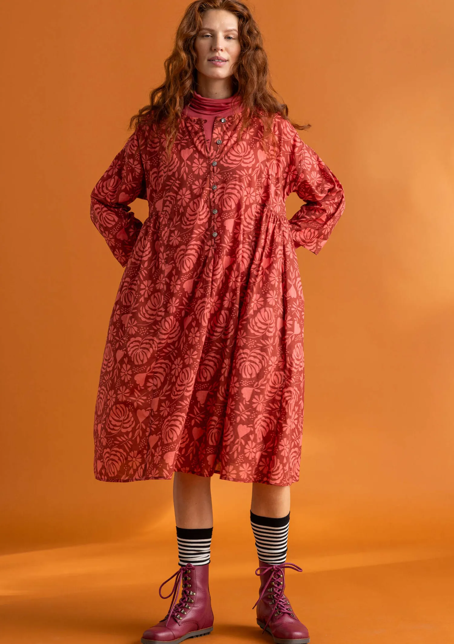 New Gudrun Sjödén Kleid „Hedda“ aus Bio-Baumwollgewebe granatapfel