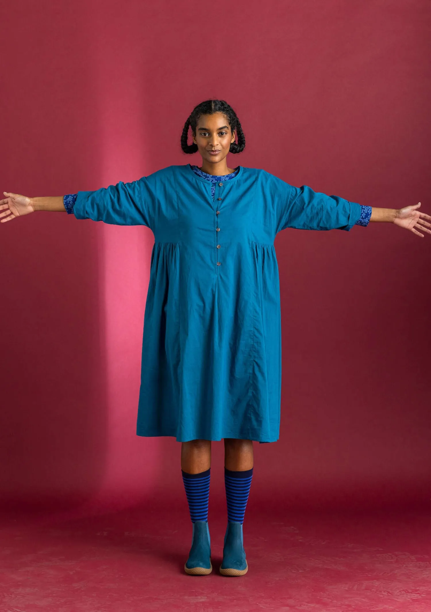 Store Gudrun Sjödén Kleid „Hedda“ aus Bio-Baumwollgewebe rost-gemustert