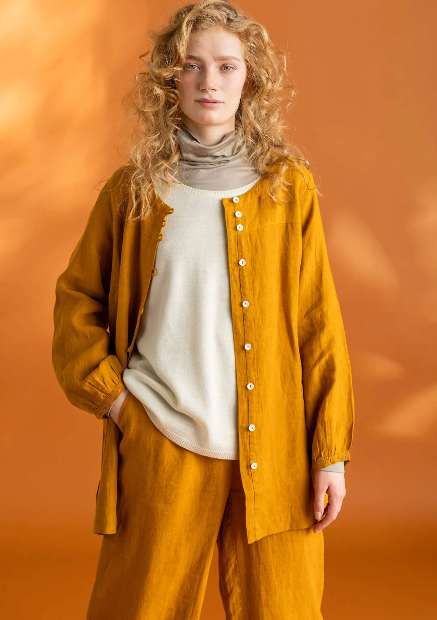 New Gudrun Sjödén Künstlerbluse „Asta“ aus Leinengewebe indigo-gestreift