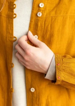 Best Gudrun Sjödén Künstlerbluse „Asta“ aus Leinengewebe indigo-gestreift