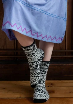 New Gudrun Sjödén Socken „Twinkle“ aus Wollfrottee ungebleicht