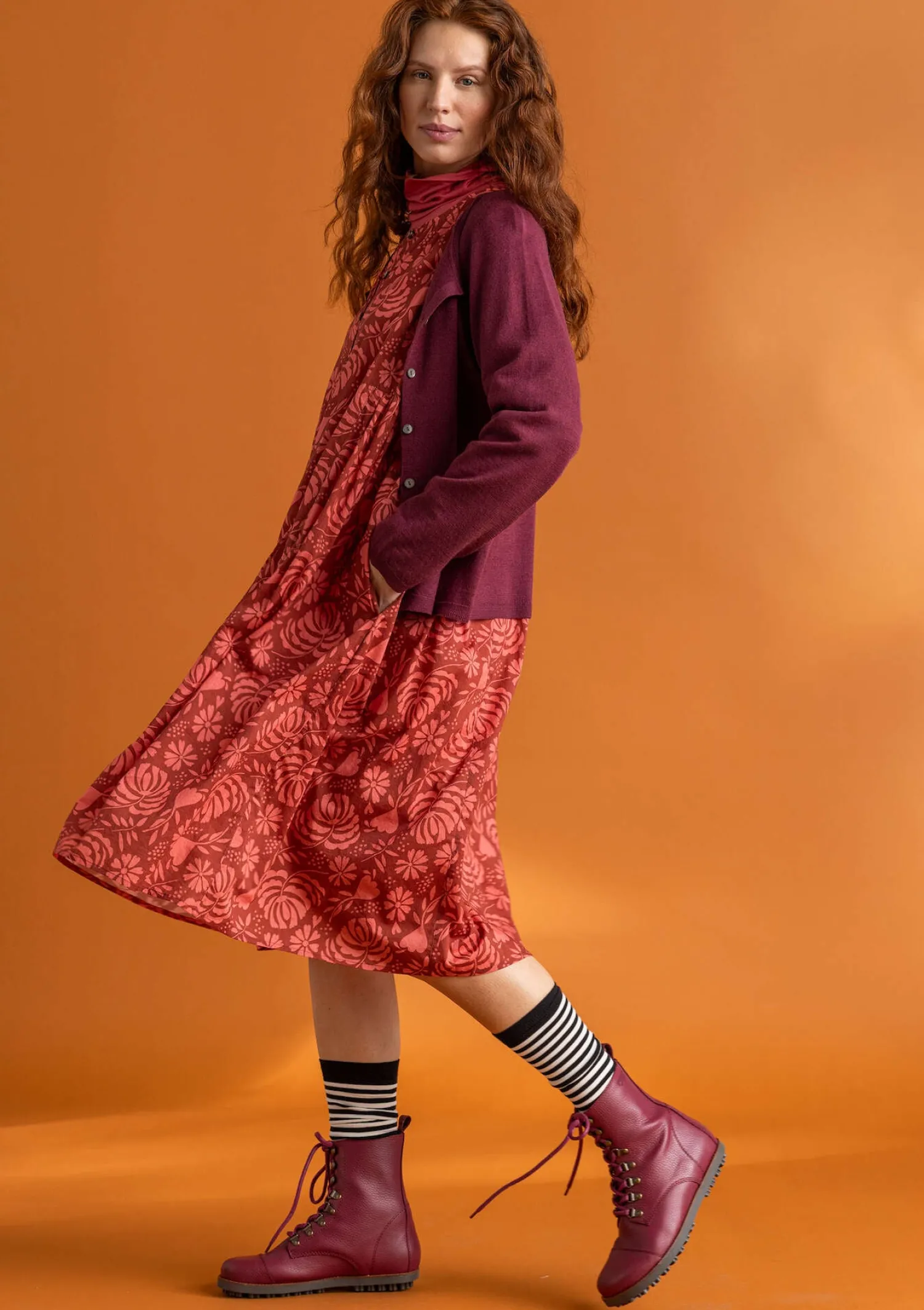 Hot Gudrun Sjödén Strickjacke aus Bio-Wolle veilchen