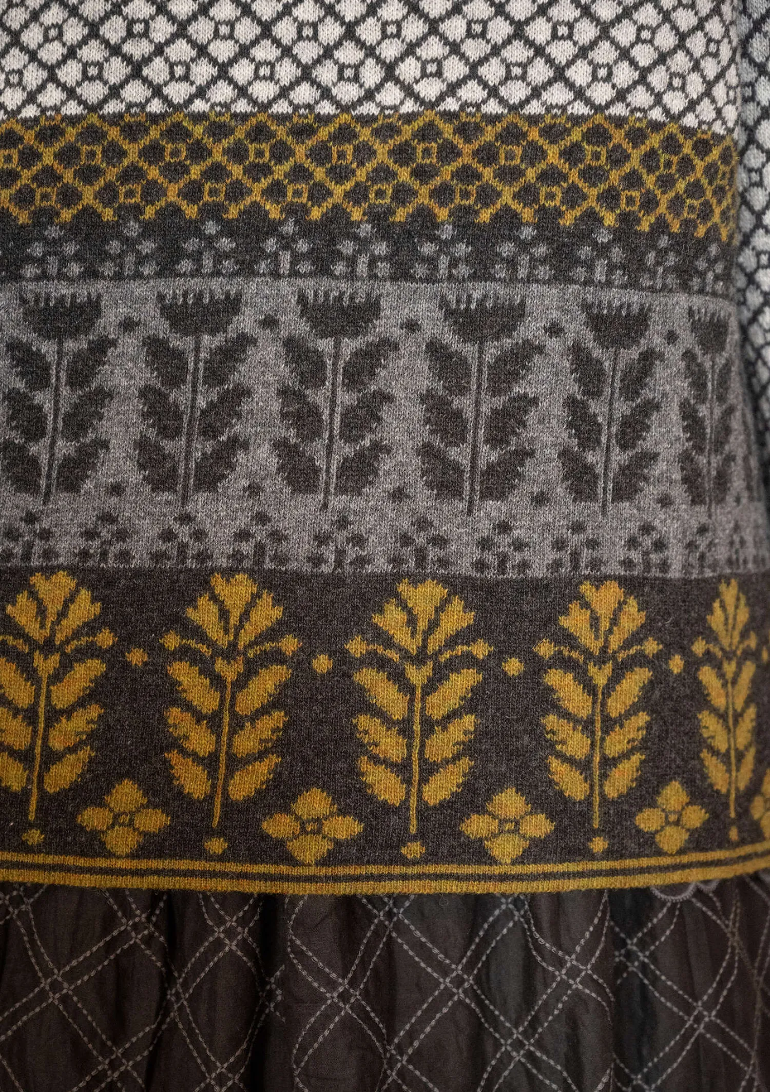 New Gudrun Sjödén Strickjacke „Edda“ aus Recycling-Wollgemisch dunkelaschgrau-melange