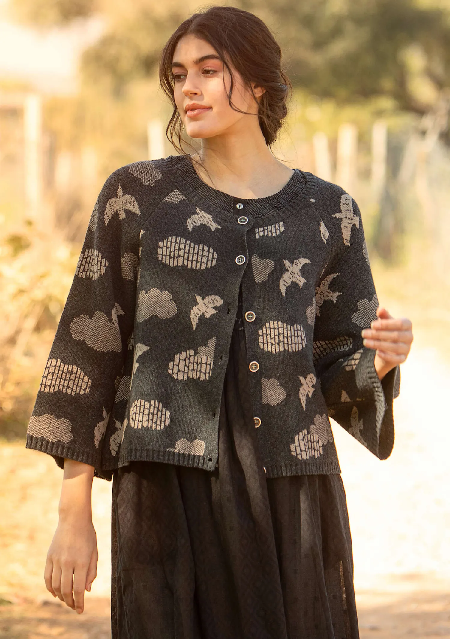 Cheap Gudrun Sjödén Strickjacke „Flyttfågel“ aus Recycling-Wollmischung/Recycling-Baumwolle dunkelaschgrau-melange