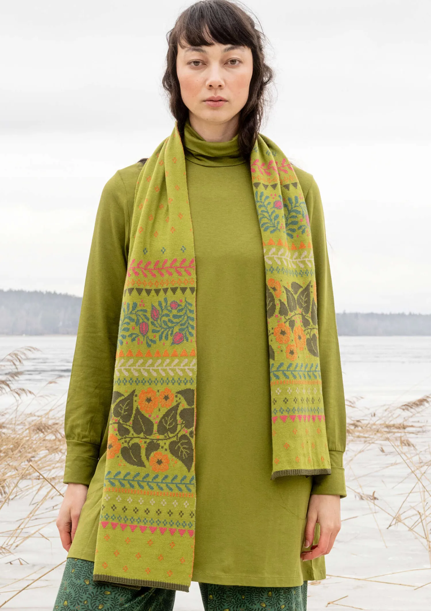 Clearance Gudrun Sjödén Strickschal „Borealis“ aus Bio- und Recycling-Baumwolle/Wolle avocado