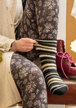 Best Gudrun Sjödén Stricksocken aus Lammwolle/Recycling-Wolle schwarz