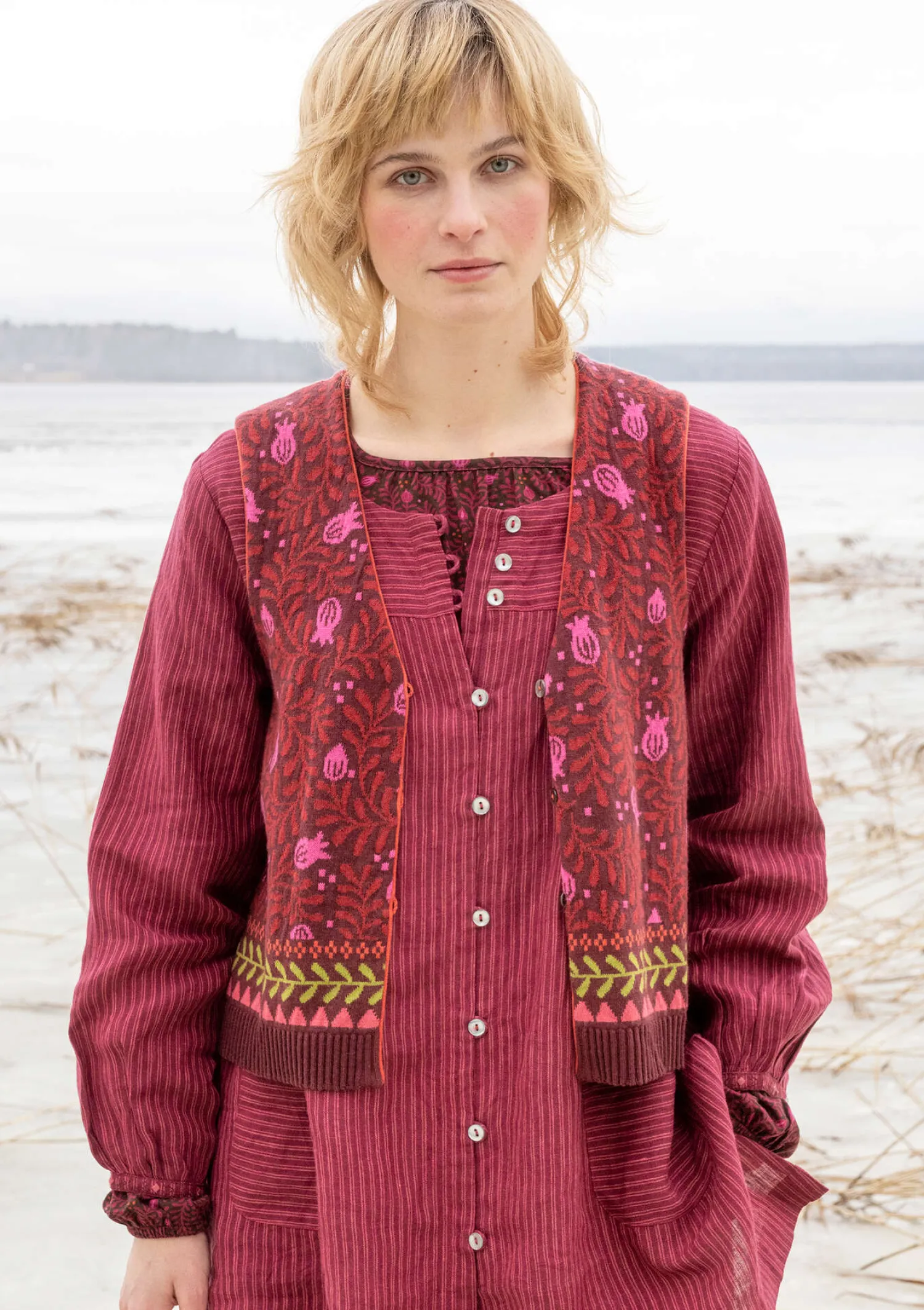 Shop Gudrun Sjödén Strickweste „Aurora“ aus Bio- und Recycling-Baumwolle/Wolle avocado