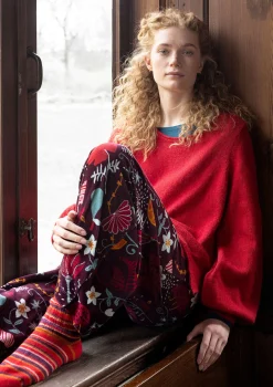 Best Sale Gudrun Sjödén Velourshose „Fyrverkeri“ aus Bio-Baumwolle/Recycling-Polyester aubergine-gemustert