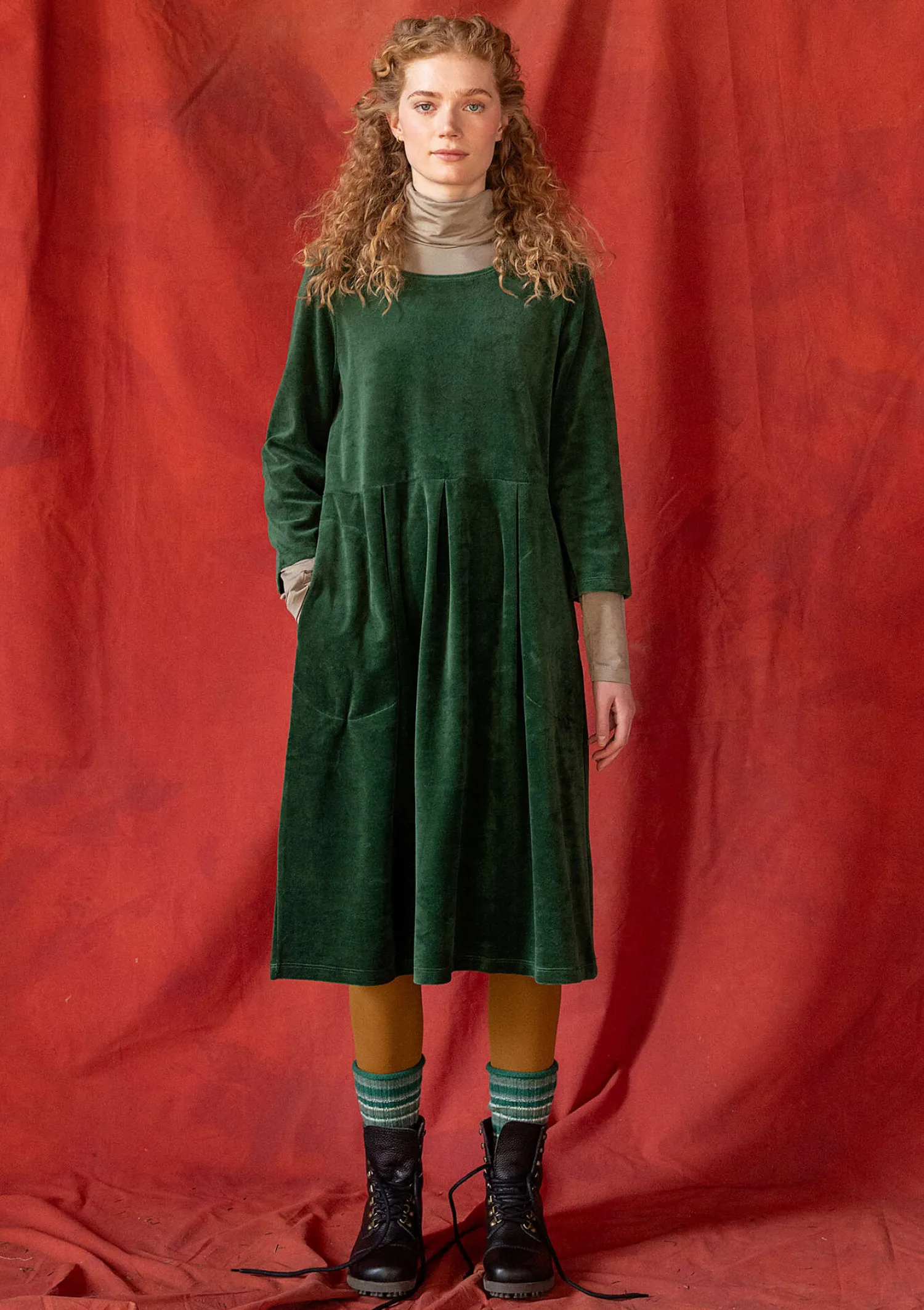 Clearance Gudrun Sjödén Velourskleid „Fyrverkeri“ aus Bio-Baumwolle/Recycling-Polyester aubergine-gemustert