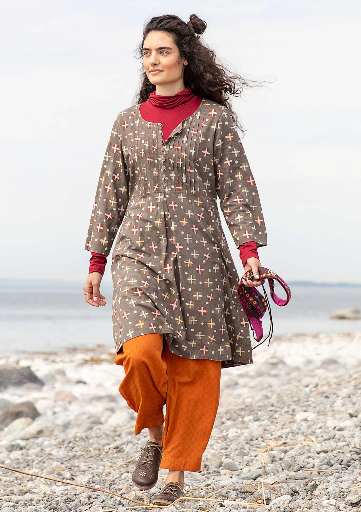 Best Gudrun Sjödén Webkleid „Neela“ aus Bio-Baumwolle sandgrün