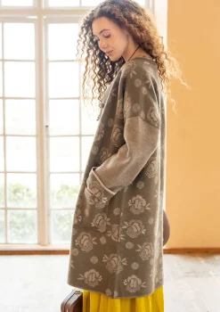 Shop Gudrun Sjödén Wendemantel „Aria“ aus gefilztem Wollstrick curryrot