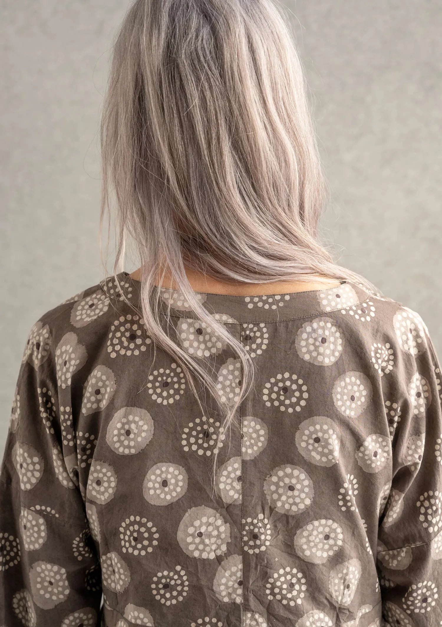 Store Gudrun Sjödén Wickelbluse „Clay“ aus Bio-Baumwolle indigogrün